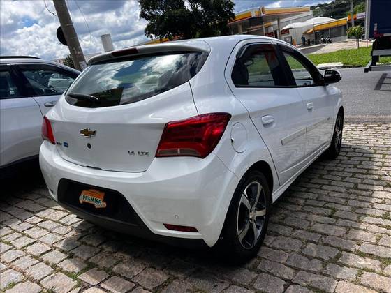 CHEVROLET ONIX 1.4 MPFI LTZ 8V FLEX 4P MANUAL